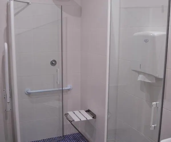 Alfonso Ii Hostel Melide